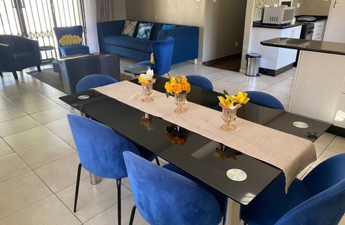 Harare Apartment | Luxurious open plan house with borehole and solar - 2046