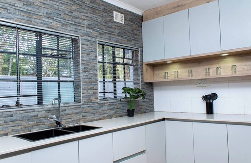 Harare East Villa | Luxurious Private Villa with Pool Near Sam Levy's Village