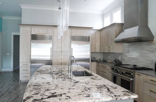 Miramar Beach House | Luxury 4BR/4.5BA. Private Beach. Caribe Gated w/Tennis. Walk to Beach. Sleeps 8