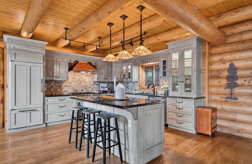 Wevertown Cabin | Luxury Adirondack cabin, hot tub, game room, Lake George 30mins, Gore 5mins