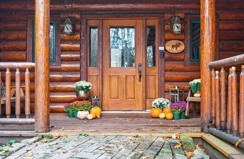 Wevertown Cabin | Luxury Adirondack cabin, hot tub, game room, Lake George 30mins, Gore 5mins