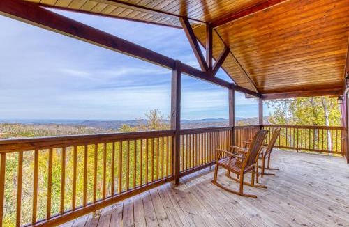 Chalet Village North Villa | Luxury Cabin 4BR 5BA Amazing View Indoor Pool Huge Game Room WiFi Fire Pit