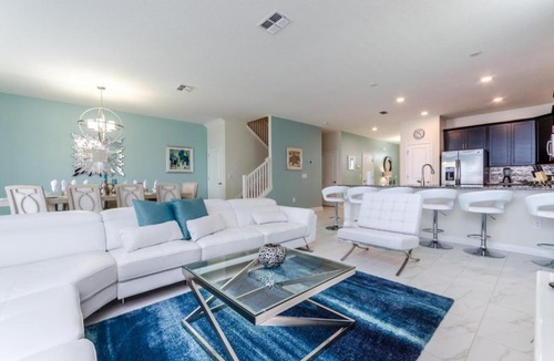 Davenport House | Luxury & Comfort 6 Bdm Villa at Champions Gate villa