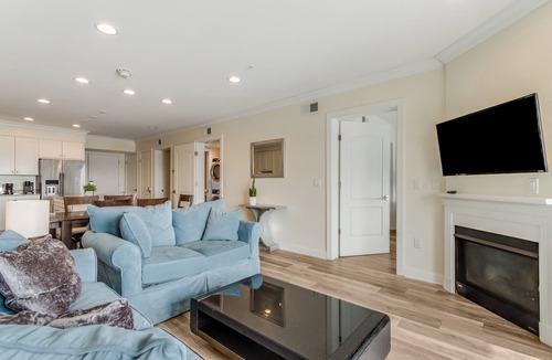 Dewey Beach Condo | Luxury Dog Friendly Condo at the Residences at the Lighthouse Cove
