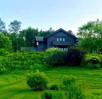 Moscow Villa | Luxury Villa at Stowe & Trapp with Exceptional Mountain Views & Resort Amenities