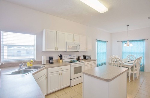 Highgate Park Villa | Luxury Villa Rental – Highgate, Orlando 1000