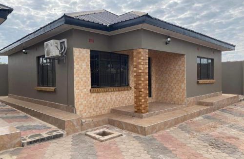 Livingstone Apartment | M KAY Apartments