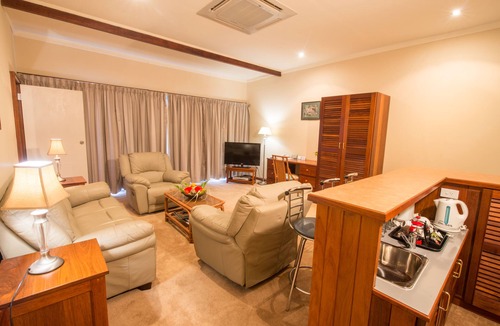 Madang Hotel | Madang Resort