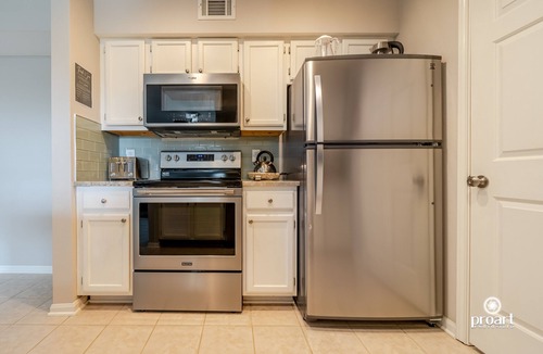 Indian Bayou Apartment | Magnolia View 0.7 miles to the beach, monthly discounts available