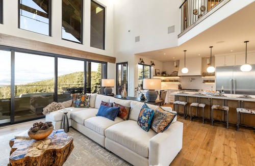 Angel Fire House | Majestic Views in Angel Fire