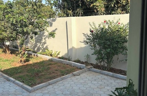Lusaka House | Mango Gardens