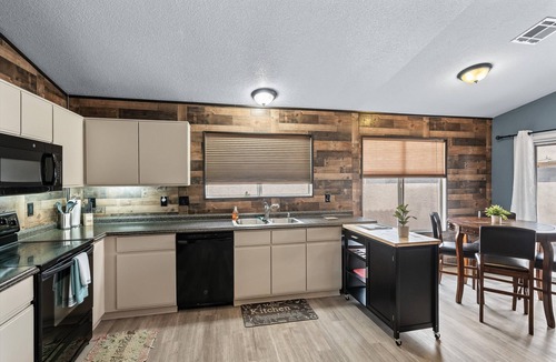 Continental Ranch House | Marana Gem Perfect for Families & Extended Stays