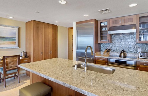 Kaanapali Villa | Maui Resort Rentals: Hyatt Residence Club – 2BR Oceanfront Lower Floor VIlla