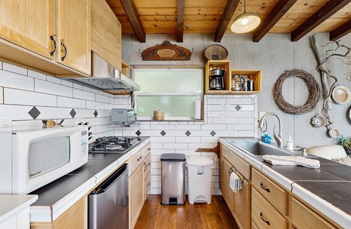 Mendocino House | Mendocino Studio walkable to Headlands State Park
