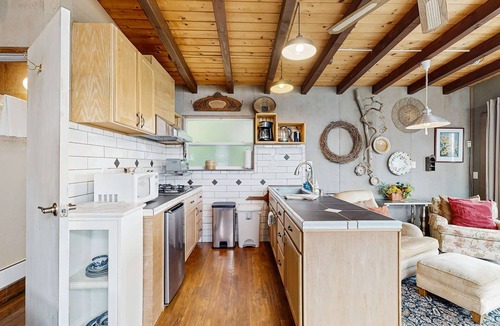 Mendocino House | Mendocino Studio walkable to Headlands State Park