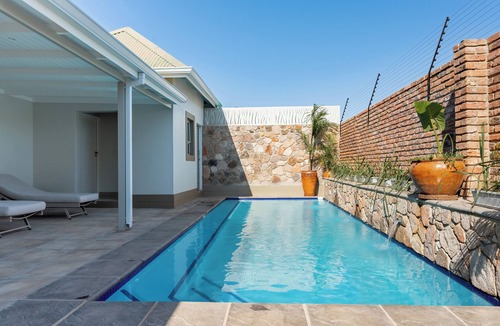 Victoria Falls Apartment | Miombo Mews