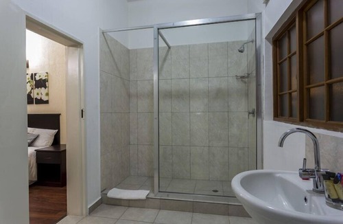Chingola Hotel | Mokorro Hotel