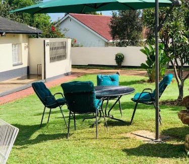 Harare House | Mongi Guest House