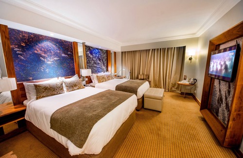 Harare Hotel | Monomotapa Hotel