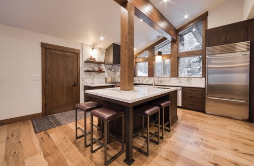 Alpine Meadows House | Monthly Lease - Powder Creek by Tahoe Getaways - 4BR Gorgeous Creekside in Alpine Meadows