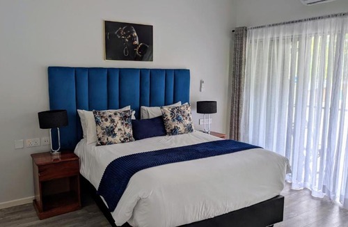 Victoria Falls Apartment | Mopani Villa Victoria Falls
