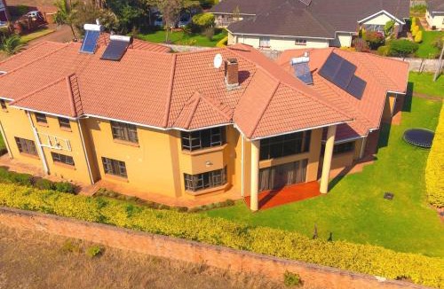 Glen Lorne Villa | Mount Pleasant - Luxurious 4-Bed Villa