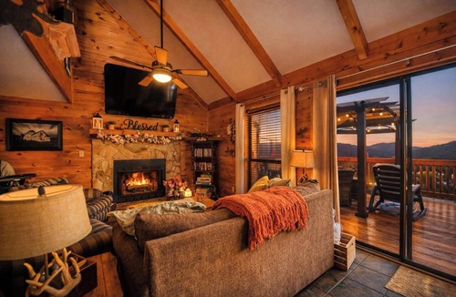 Almond Cabin | Mountain Views | Hot Tub | Near Bryson City