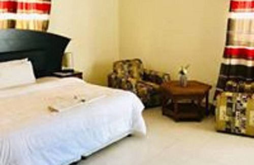 Lusaka Hotel | Moyo lodge