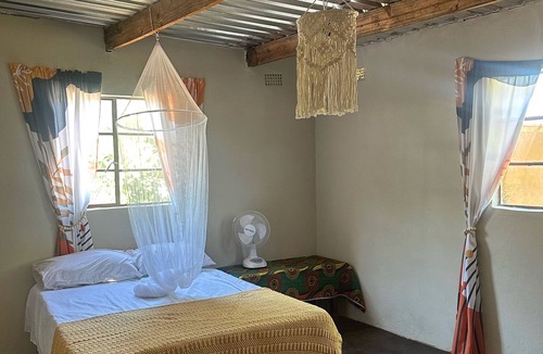 Victoria Falls House | Mpala Guest & Adventure Farm
