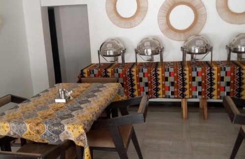 Livingstone Cabin | Natisa Lodge