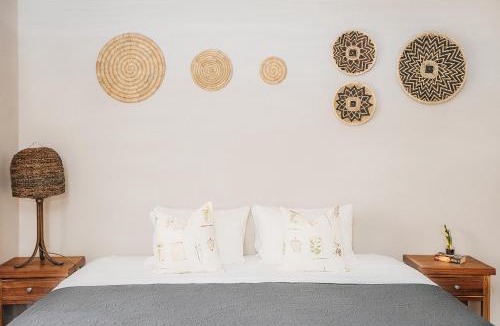 Lusaka House | Ndeke Apartments Guesthouse in Meanwood Ndeke, Lusaka near KKIA - Fast wifi, solar backup