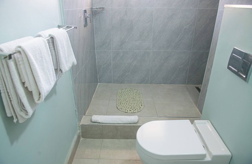 Harare Hotel | New Ambassador Hotel