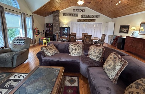 Warrensburg House | NEW Listing! INDOOR Pool~Spacious home~Ski Oasis~Minutes to Lake George Beach