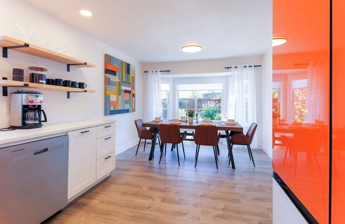 Eugene House | Newly renovated, centrally located home with private gate, RV parking & Hot Tub