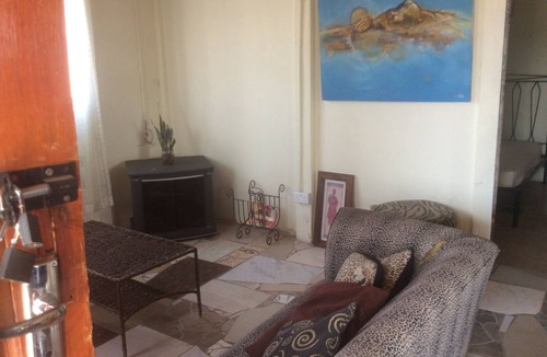 Ruwa Cottage | Nhaka Savaal Cottages