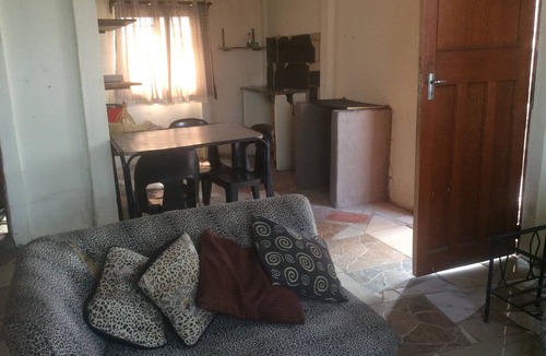 Ruwa Cottage | Nhaka Savaal Cottages