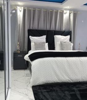 Chinhoyi Hotel | Niasha Gardens