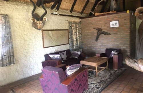 Kwekwe Cabin | Nyangombe Safari Lodge