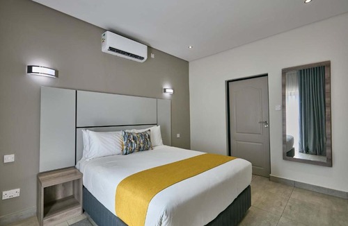 Tlokweng Hotel | Oasis Hotel