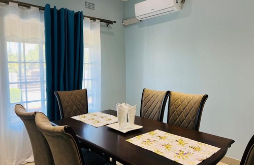 Livingstone Apartment | Ocean Breeze Inn