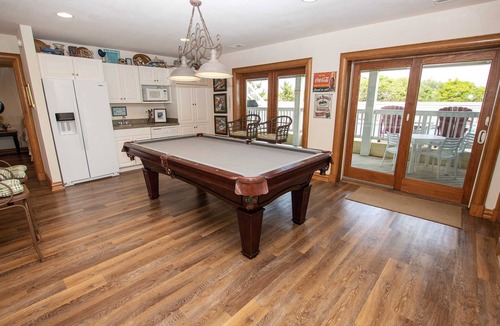 Pine Island House | OCEANFRONT, Pool, Pool Table, Private Beach Access, PI249, Wellfleet