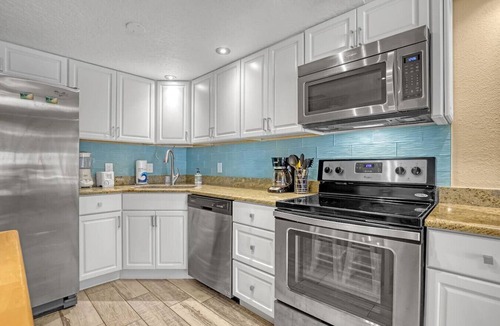 Cape Caneveral Beach Gardens Apartment | Oceanside Oasis | Pool | Rocket Launch | Beachside