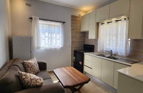 Harare House | Olivoak Villa