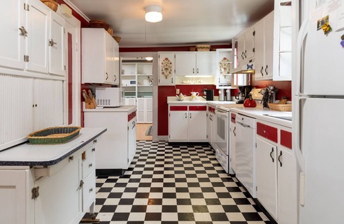 Warrensburg House | One-of-a-kind 4 Acre Adirondack Escape Short Drive to LG & GORE Mountain!