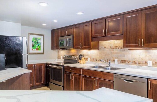 Florida Central Atlantic Coast Condo | Orlando | Family Park Stay | Pool + Hot Tub | 2BR Condo