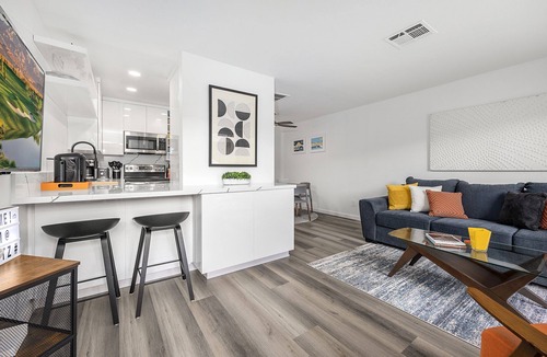 Downtown Palm Springs Condo | Our Biarritz-Downtown, Boutique inspired 1br condo