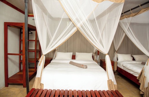 Mfuwe Cabin | Oxpecker Safari Lodge