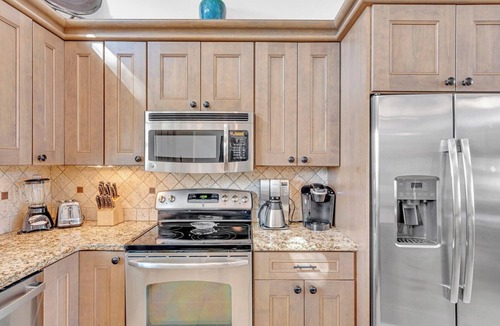 Marathon House | P82 - Sombrero Beach - 4 bedroom pool home with dock and private ramp.