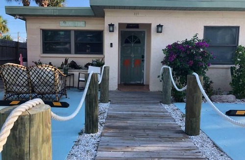 Port Canaveral House | Palms- Best location for Beach Goers & Cruisers