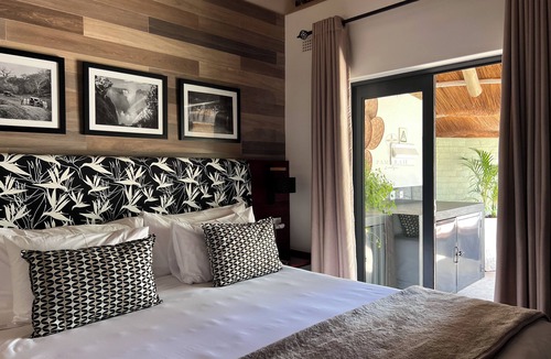 Victoria Falls Cabin | Pamarah Lodge